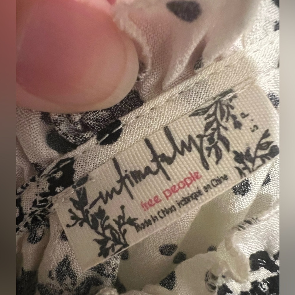 Intimately Free People Cream & Black Floral Boho Peasant Blouse Size Small/Med - Picture 9 of 14
